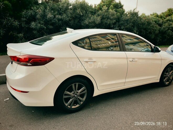 Hyundai Elantra 2017, 173,809 km - 2.0 l - Bakı