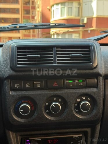 LADA (VAZ) Niva 2025, 14,165 km - 1.7 l - Bakı