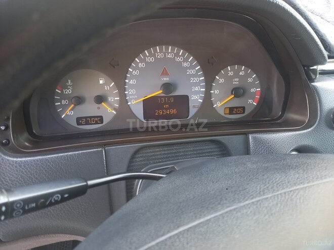 Mercedes E 320 1999, 294,000 km - 3.2 l - Füzuli