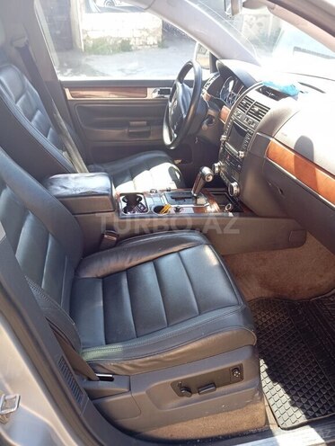Volkswagen Touareg 2004, 238,000 km - 3.2 л - Salyan