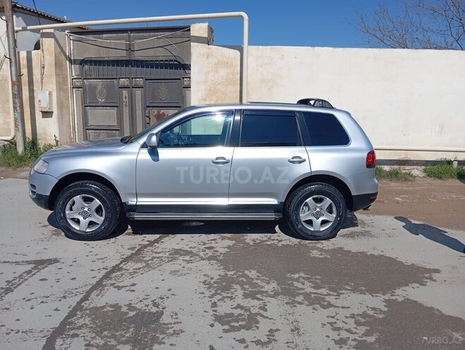 Volkswagen Touareg 2004, 238,000 km - 3.2 л - Salyan