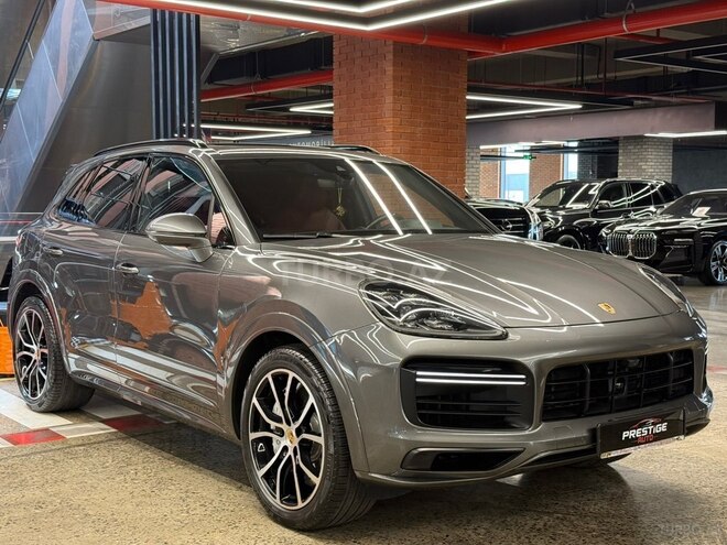 Porsche Cayenne Turbo 2019, 50,000 km - 4.0 l - Bakı