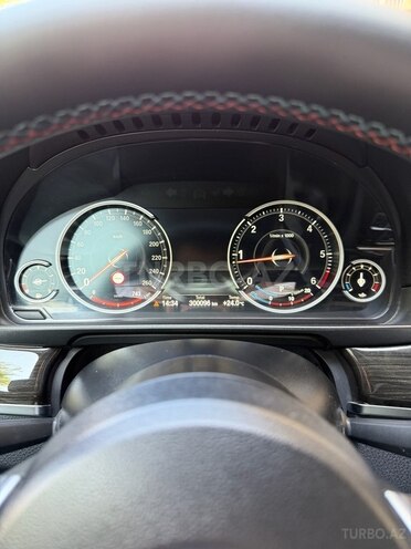 BMW  2015, 300,000 km - 2.0 l - Bakı