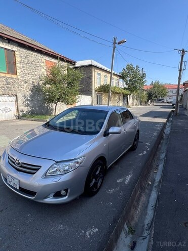 Toyota Corolla 2008, 242,000 km - 1.4 l - Qax