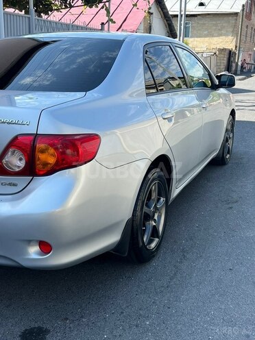 Toyota Corolla 2008, 242,000 km - 1.4 l - Qax