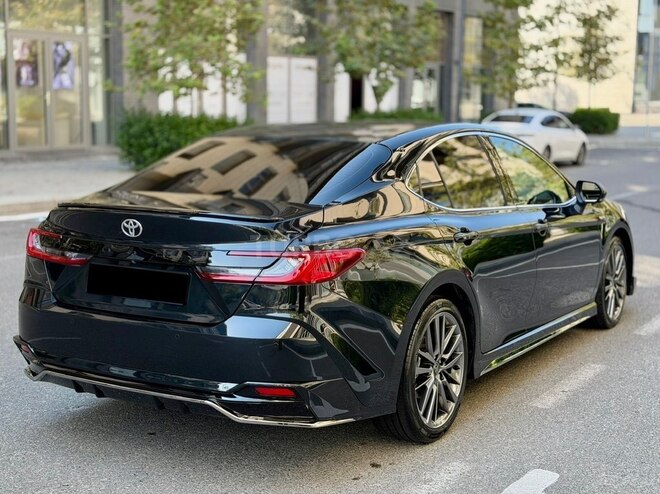 Toyota Camry 2025, 28,000 km - 2.0 l - Bakı
