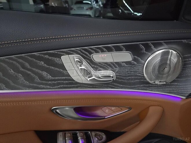 Mercedes E 350 4MATIC 2021, 94,000 km - 2.0 l - Bakı