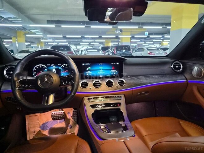 Mercedes E 350 4MATIC 2021, 94,000 km - 2.0 l - Bakı