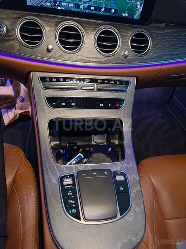 Mercedes E 350 4MATIC 2021, 94,000 km - 2.0 l - Bakı