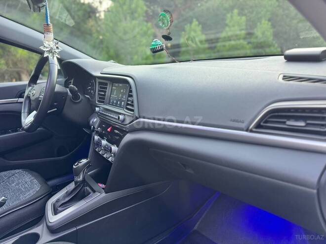Hyundai Elantra 2020, 107,826 km - 2.0 l - Bakı
