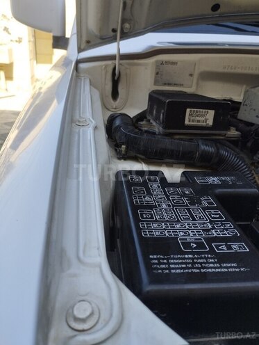 Mitsubishi Pajero io 2000, 300,000 km - 1.8 l - Bakı