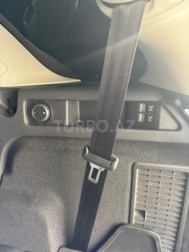 Land Rover Discovery Sport 2015, 247,600 km - 2.0 l - Bakı