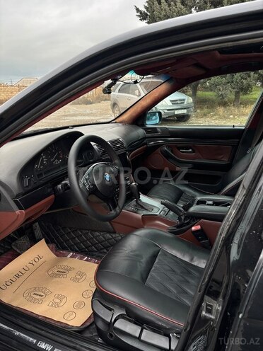 BMW 525 2002, 321,000 km - 2.5 l - Sumqayıt