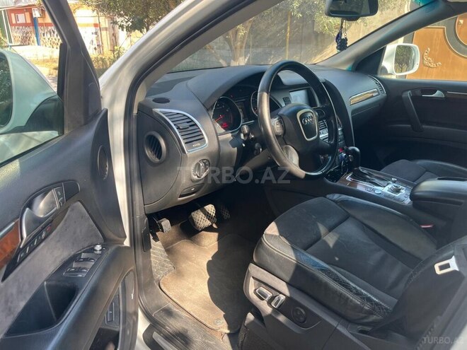 Audi Q7 2010, 203,300 km - 3.0 l - Bakı