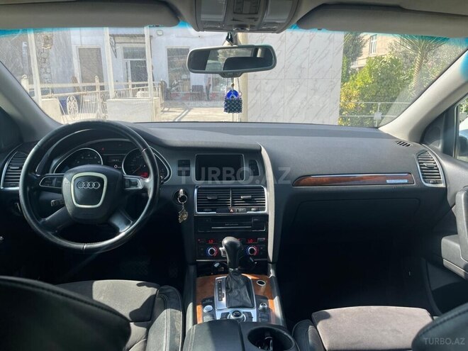 Audi Q7 2010, 203,300 km - 3.0 l - Bakı