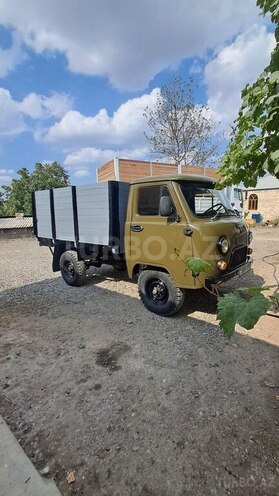 UAZ 3303 1989, 200,000 km - 2.4 l - Gəncə