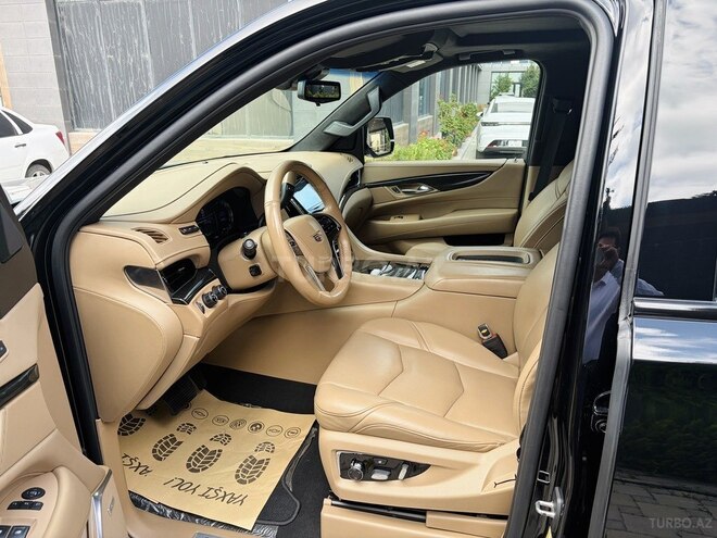 Cadillac Escalade 2019, 43,000 km - 6.2 l - Bakı