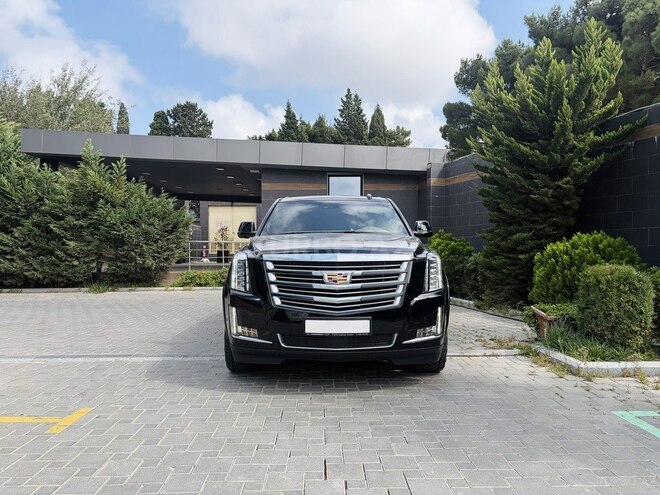 Cadillac Escalade 2019, 43,000 km - 6.2 l - Bakı