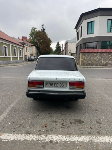 LADA (VAZ) 2107 2009, 80,000 km - 1.6 l - Quba