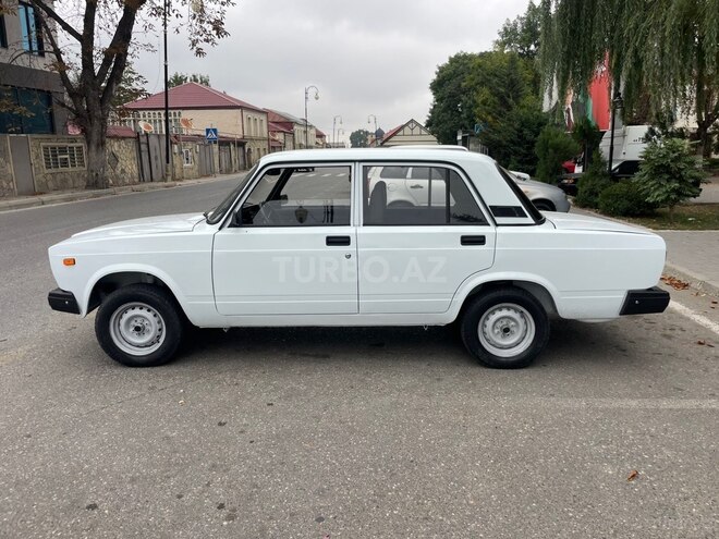 LADA (VAZ) 2107 2009, 80,000 km - 1.6 l - Quba