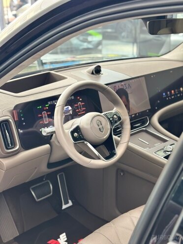 Seres Aito M9 2025, 8,230 km - 1.5 l - Bakı