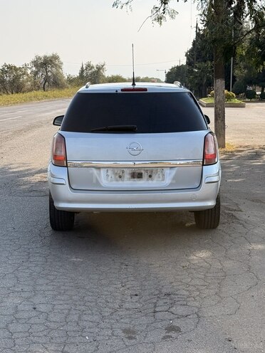 Opel Astra 2009, 390,000 km - 1.3 l - Cəlilabad