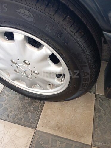 Mercedes C 180 1999, 390,000 km - 1.8 l - Qəbələ