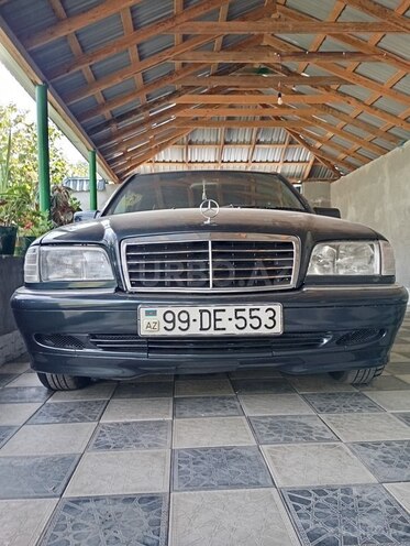 Mercedes C 180 1999, 390,000 km - 1.8 l - Qəbələ