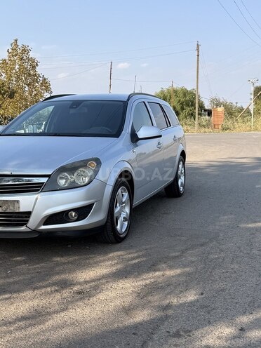 Opel Astra 2009, 390,000 km - 1.3 l - Cəlilabad