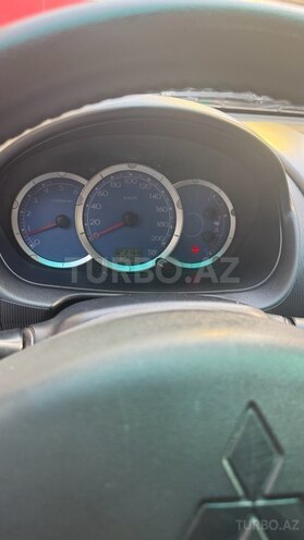 Mitsubishi L200 2008, 272,000 km - 2.5 l - Bakı