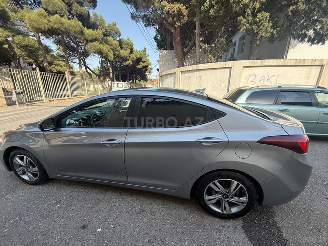 Hyundai Elantra 2015, 220,000 km - 1.8 л - Bakı