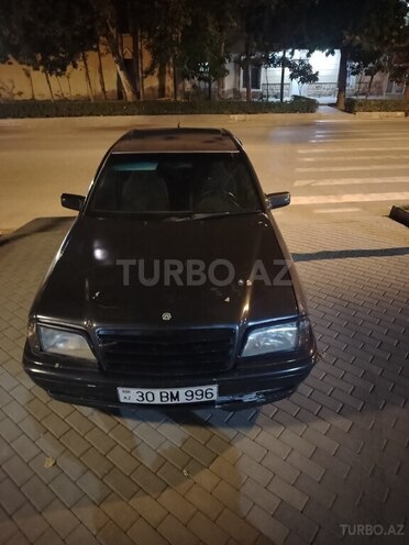 Mercedes C 220 1994, 447,000 km - 2.2 l - Yevlax