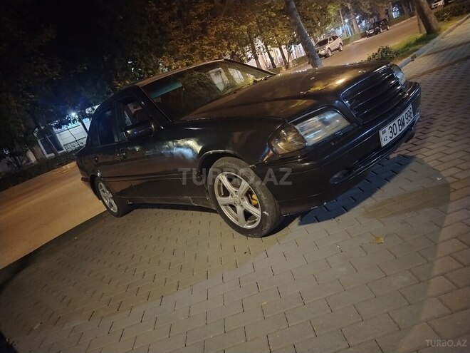 Mercedes C 220 1994, 447,000 km - 2.2 l - Yevlax
