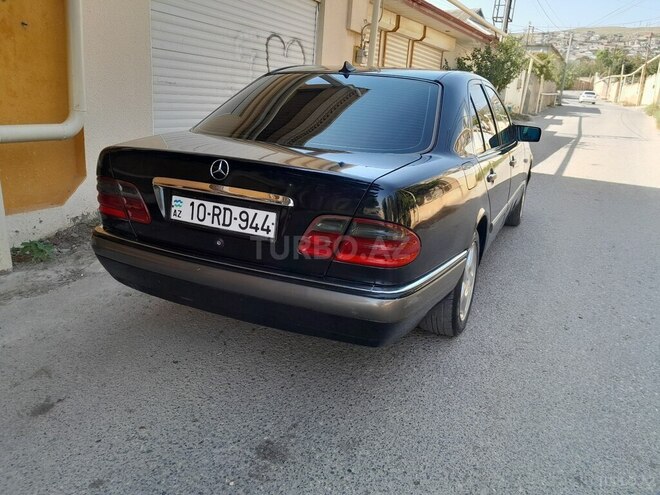 Mercedes E 300 1998, 300,000 km - 3.0 л - Bakı