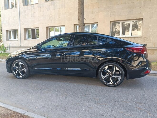 Hyundai Elantra 2019, 212,433 km - 2.0 l - Bakı