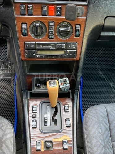 Mercedes C 200 1995, 462,535 km - 2.0 л - Bakı
