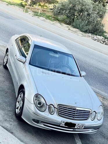 Mercedes E 220 2004, 434,500 km - 2.2 l - Bakı