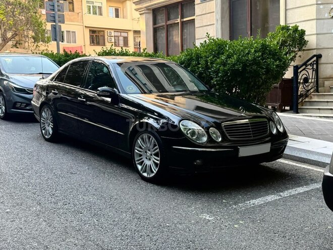 Mercedes E 220 2004, 352,471 km - 2.2 l - Bakı