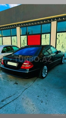 Mercedes E 220 2004, 352,471 km - 2.2 l - Bakı