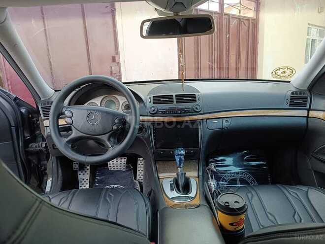 Mercedes E 220 2004, 352,471 km - 2.2 l - Bakı