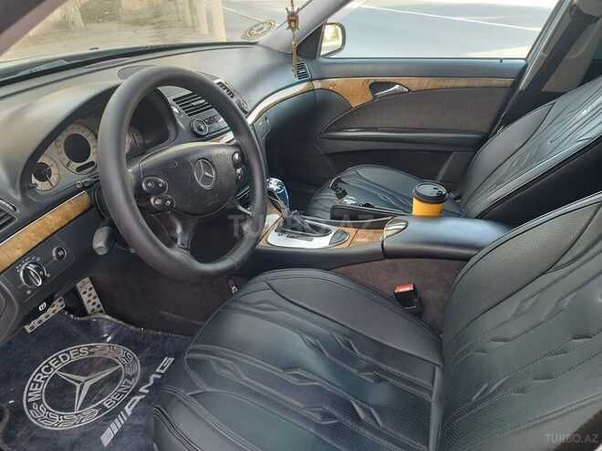 Mercedes E 220 2004, 352,471 km - 2.2 l - Bakı
