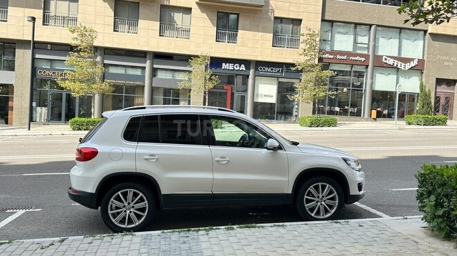 Volkswagen Tiguan 2013, 84,000 km - 2.0 l - Bakı