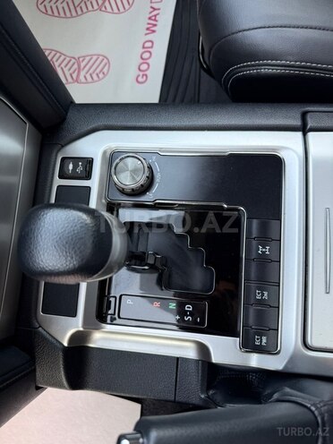 Toyota Land Cruiser 2017, 118,260 km - 4.0 l - Bakı