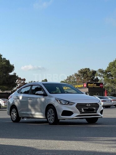 Hyundai Accent 2017, 144,841 km - 1.6 л - Bakı