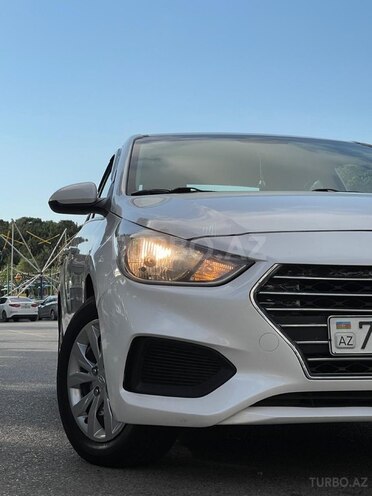 Hyundai Accent 2017, 144,841 km - 1.6 л - Bakı