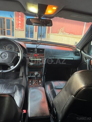 Mercedes C 180 1998, 270,000 km - 1.8 л - Bakı