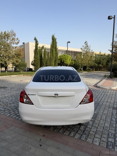 Nissan Sunny 2013, 227,951 km - 1.5 l - Bakı