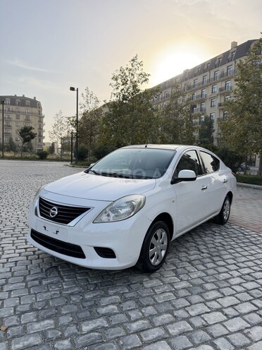 Nissan Sunny 2013, 227,951 km - 1.5 l - Bakı