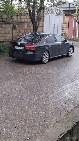 Volkswagen Passat 2013, 233,422 km - 2.5 л - Sumqayıt