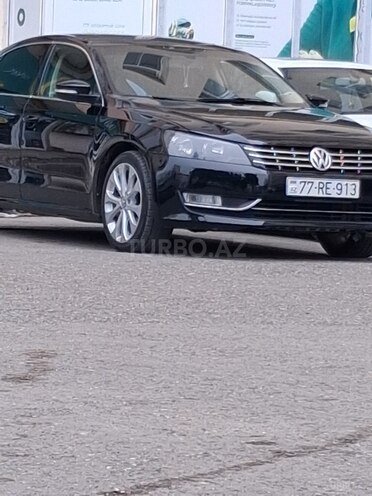Volkswagen Passat 2013, 233,422 km - 2.5 л - Sumqayıt